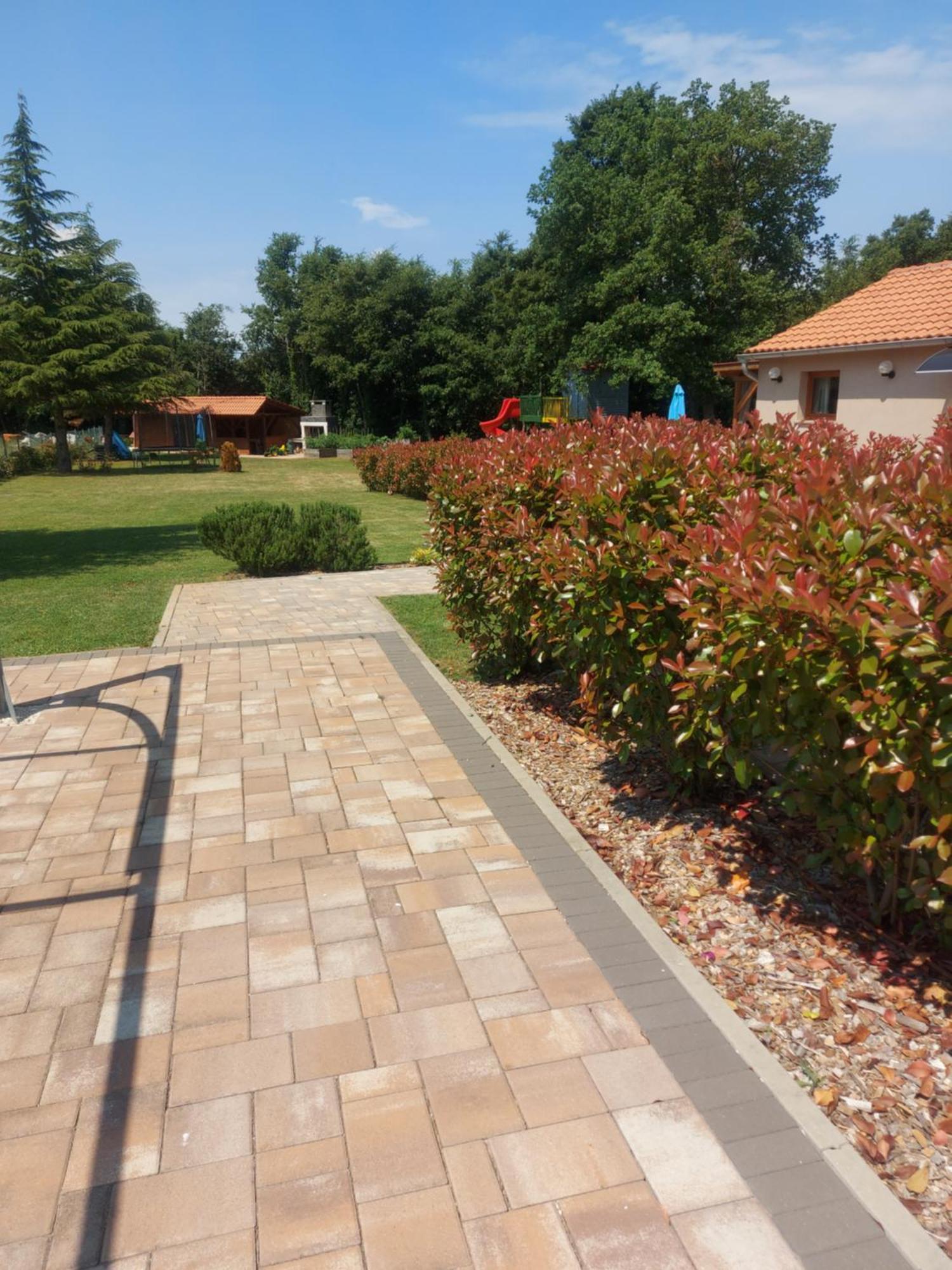 Guest House Flora Pazin Quarto foto